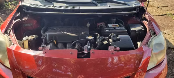 T0YOTA YARIS AMÉRICANO, AÑO 2012. AUTOMÁTICO