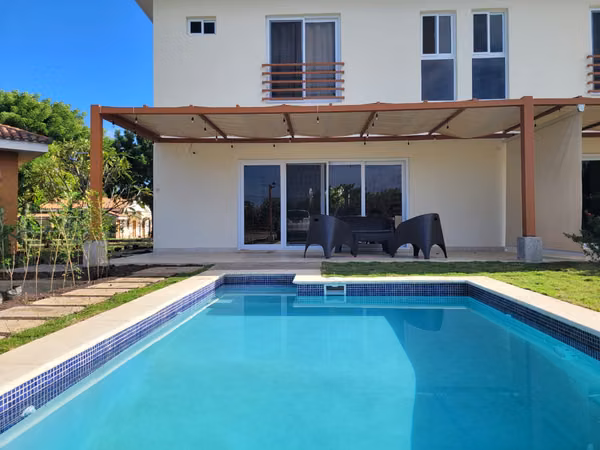NO-Vendo townhouse en Gran Pacifica