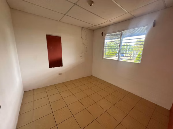 Se vende casa en residencial san andres, carretera nueva leon.