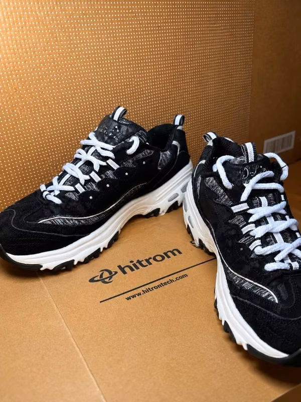 Zapatos deportivos usados en buen estado