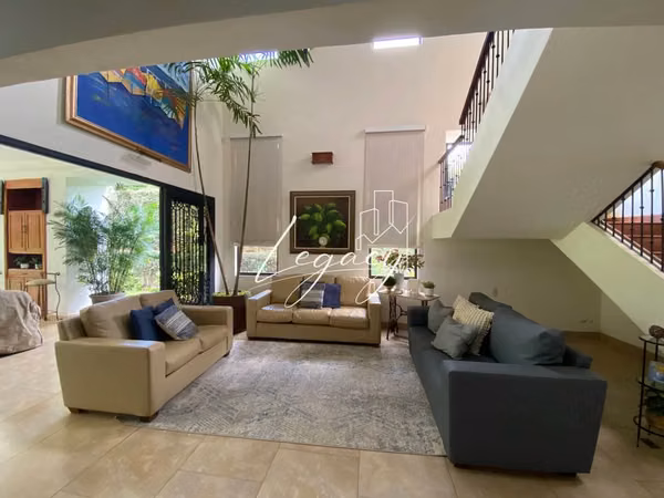AG-RESIDENCIA PREMIUM EN CARRETERA SUR