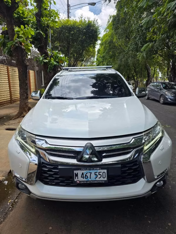 Mitsubichi montero sport 2020