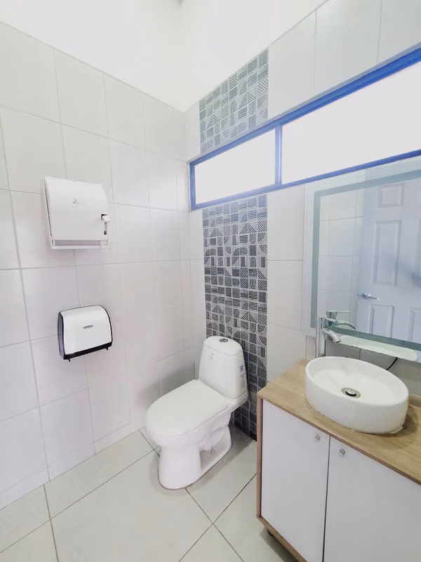 RECEIVED! office in Big Sabana Track