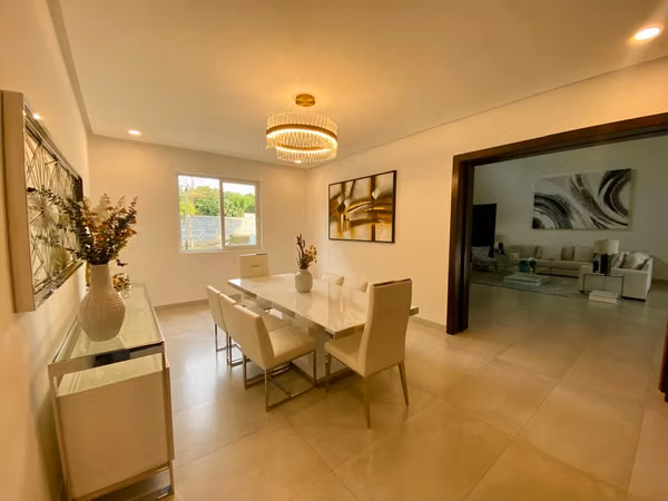 Exclusiva Casa Moderna Estilo Townhouse