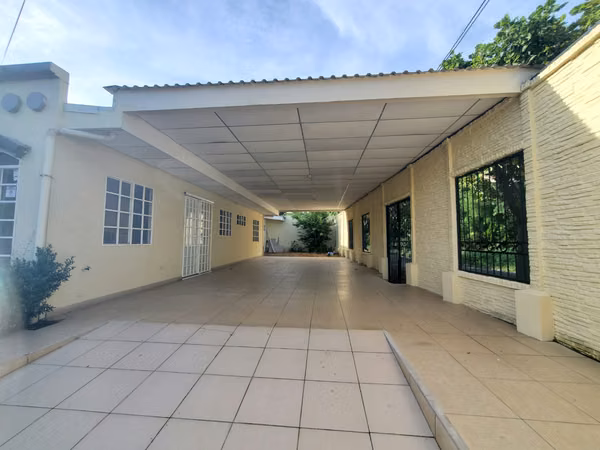 SL-Vendo casa en Carretera Norte