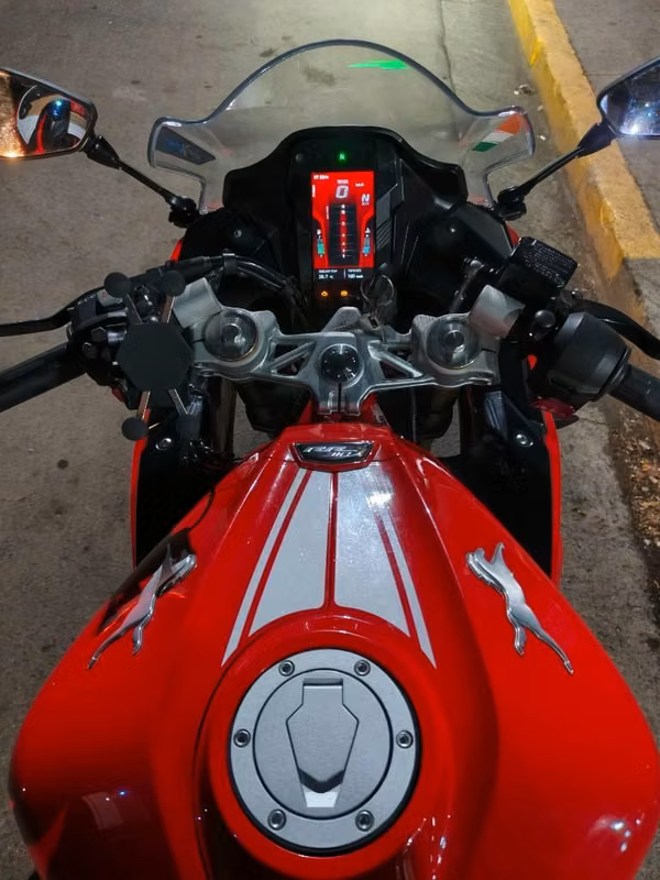 TVS APACHE RR310