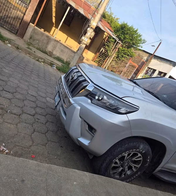 Toyota Land Cruiser Prado TXL 2015