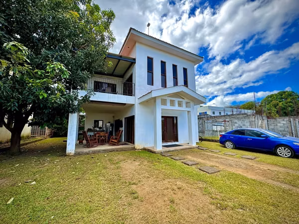 Your ideal home awaits you in a quiet location!