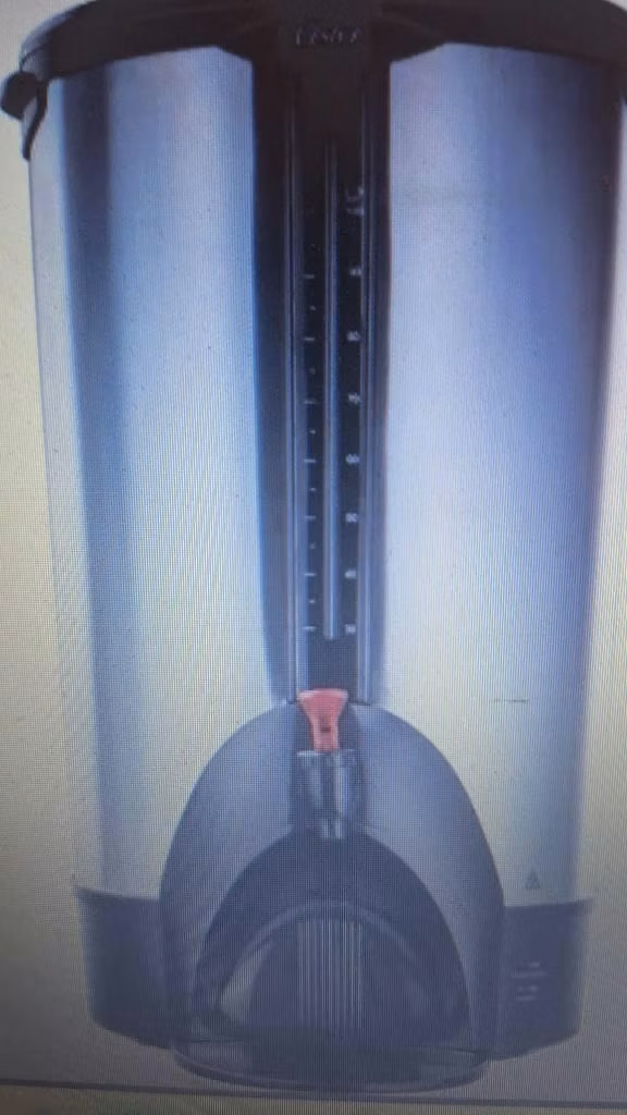 Cafetera Oster Pro 100 tazas