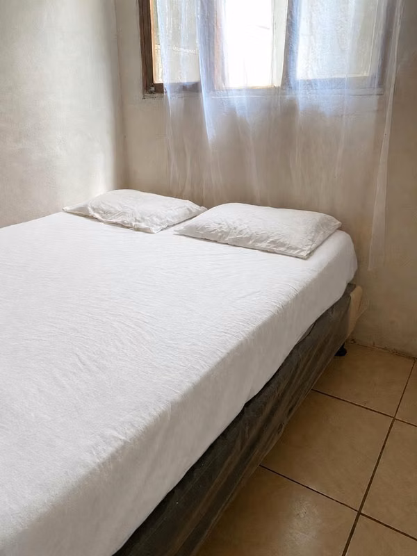 Se alquila habitación para una persona – $140 mensuales
