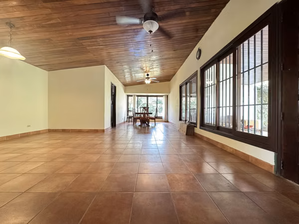 Hermosa Casa en Venta en Altos de Santo Domingo