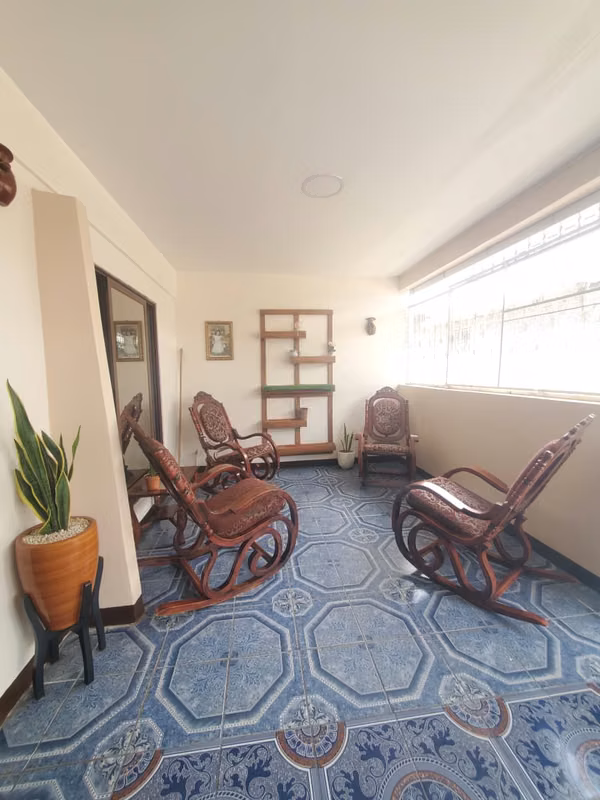 AJ-Vendo casa en Colonia primero de mayo