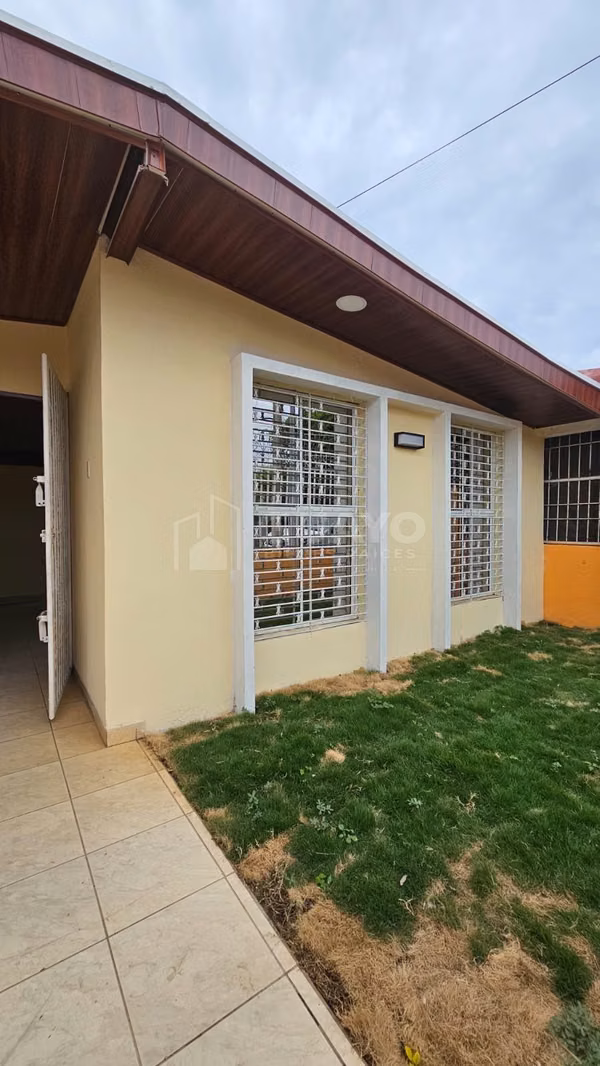 Casa en venta en Villa Fontana