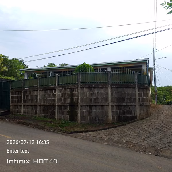 Big house ideal for living or investing GANGA U $200,000