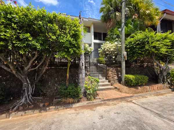 FH | Casa en venta | Alamedas de Las Castellanas, Santo Domingo.