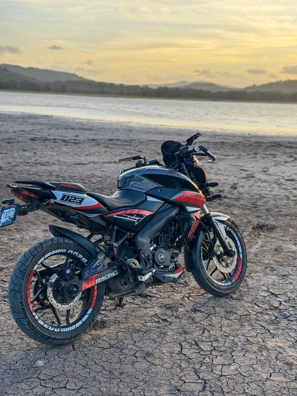 Pulsar Ns 200 año 2024