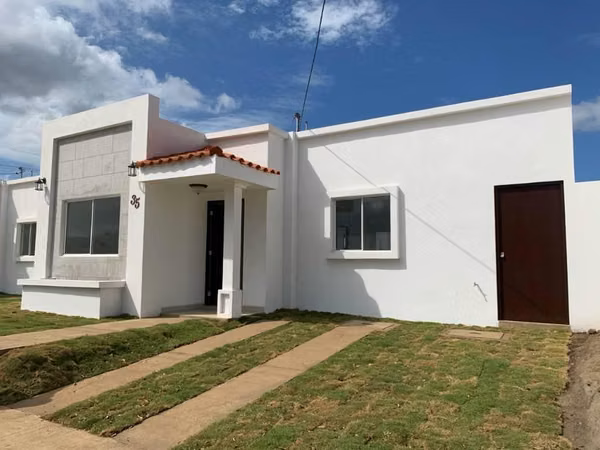  Alquiler de casa en residencial del km 12.6 de Carretera a Masaya