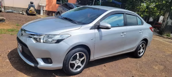 TOYOTA YARIS JAPONÉS, AÑO 2017. MECANICO