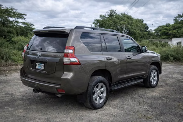 Land Cruiser Prado 2017 (3.0 Turbo/Manual 6 vel.)