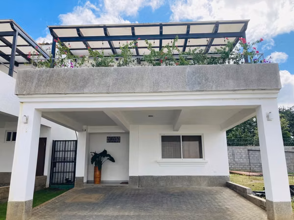 Casa en Renta – Residencial Condado San Esteban