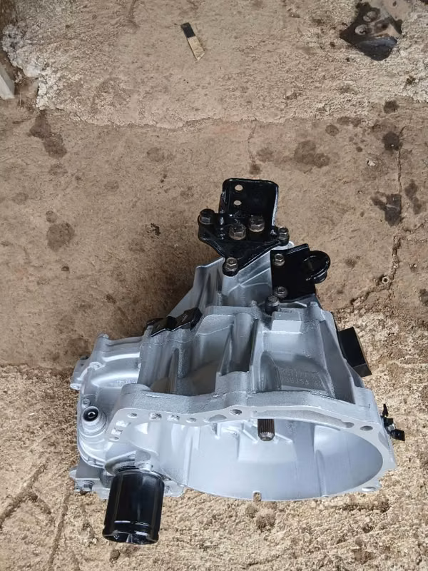 Caja de transmisión para Hyundai EON año 2020 disponible 