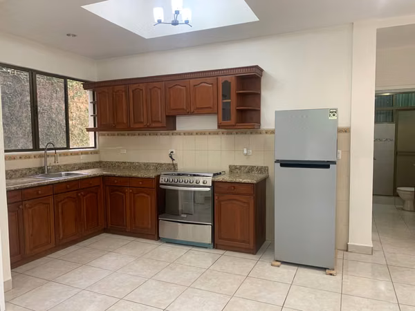 Renta exclusivo y acogedor apartamento