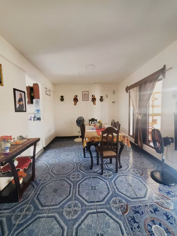 AP-Selling House in Cologne May 1st