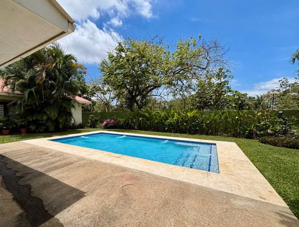Exclusiva Casa en Venta en Altos de Santo Domingo