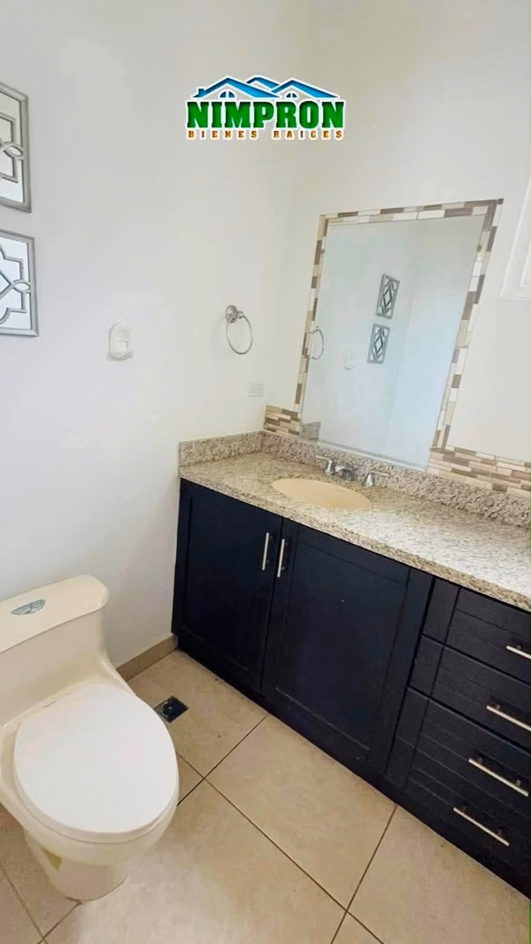 Se Vende Exclusiva Casa en Condominio