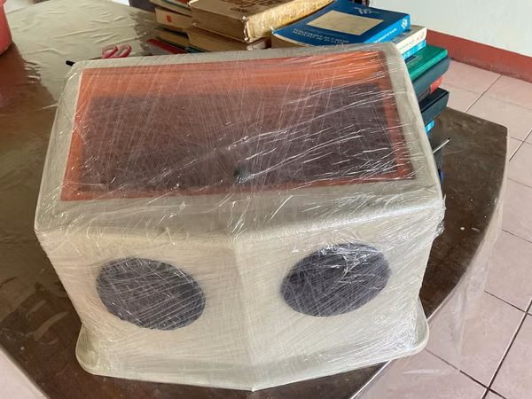 X-ray revealing box