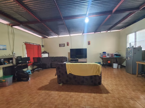 DG-Selling house in sector Mayoreo