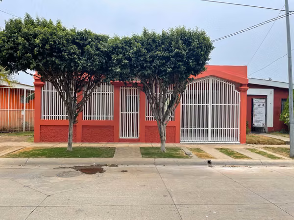 RENTA DE CASA DE HABITACION