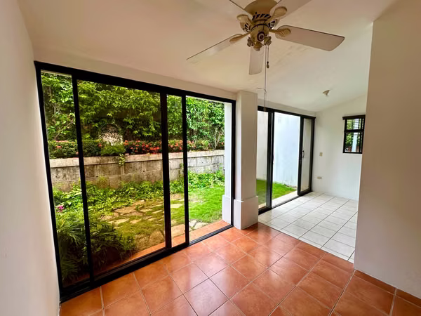 Casa en Venta o Renta en Las Colinas
