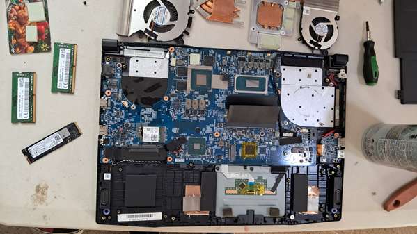 Mantenimiento preventivo de computadoras y laptops