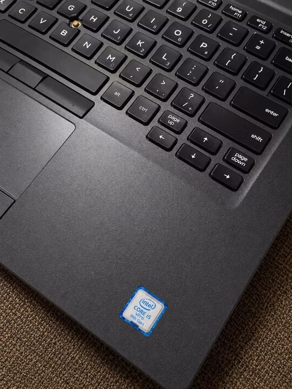 Dell Latitude 5400 – Intel Core i5 8.ª Generación vPro