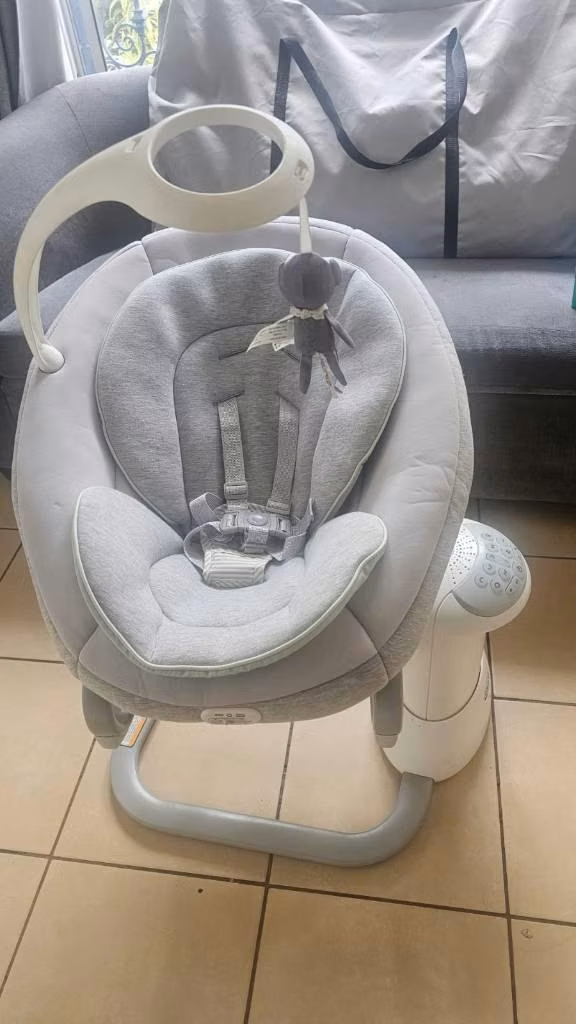 Silla mecedora eléctrica Graco para bebé