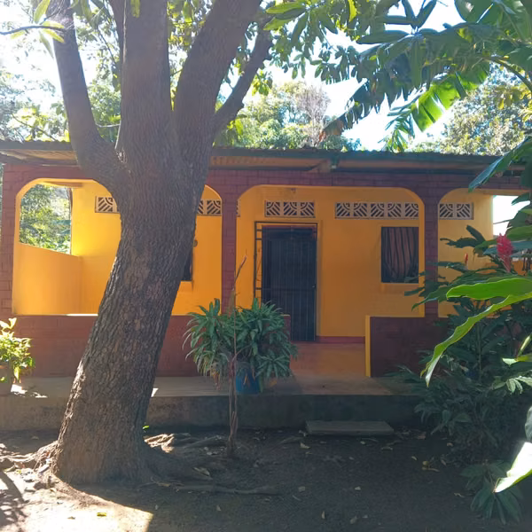 Investment Opportunity: House with Land near Mombacho Volcano