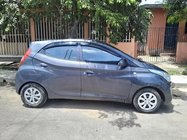 Vendo Hyundai Eon año 2017