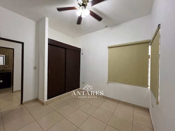 Moderna Casa en Condominio en Veracruz, Ctra. Masaya