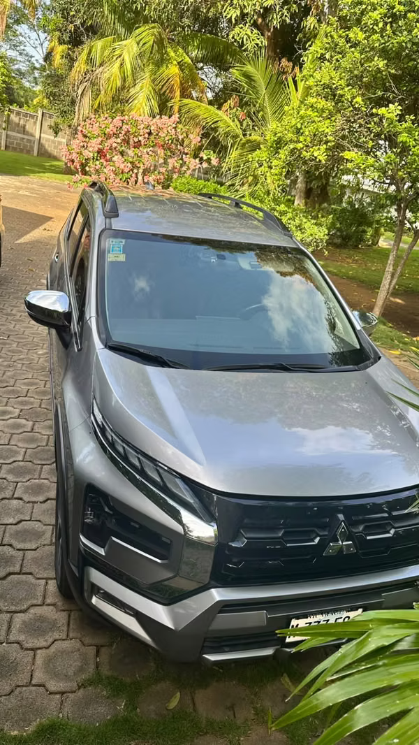 Mitsubishi Xpander Cross 2024