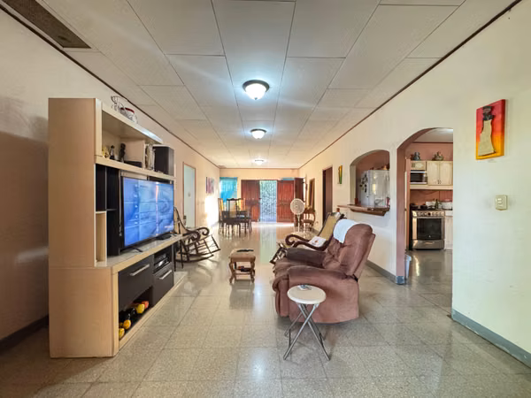 Venta de Casa en Villa Fontana