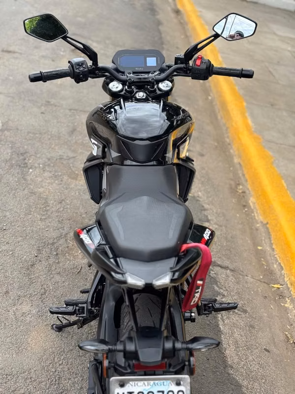 Vendo o cambio Ns 400z 2026
