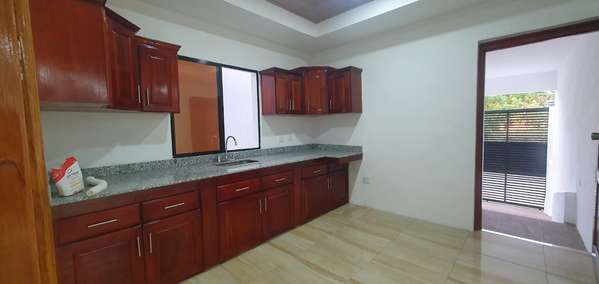 House in rent - Esquipulas view