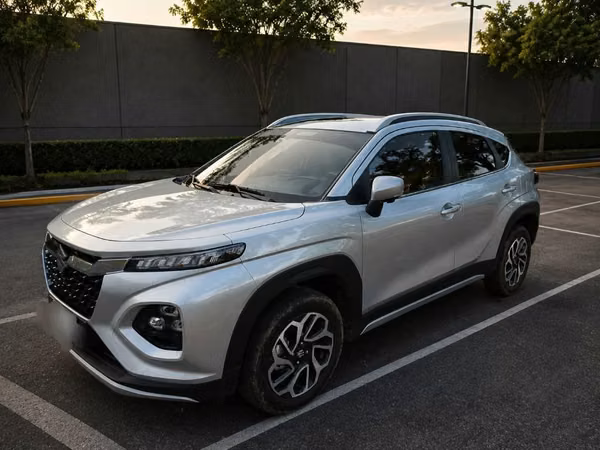 SE VENDE CARRO SUZUKI FRONX AÑO 2026