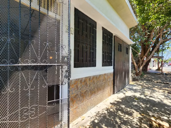 FH | Casa en Renta | Montoya