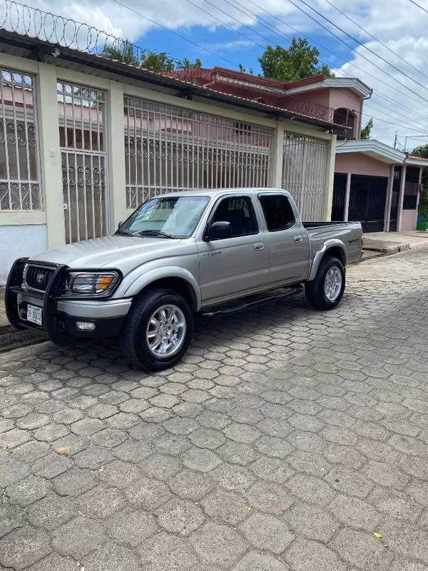 TOYOTA TACOMA TRD 2002