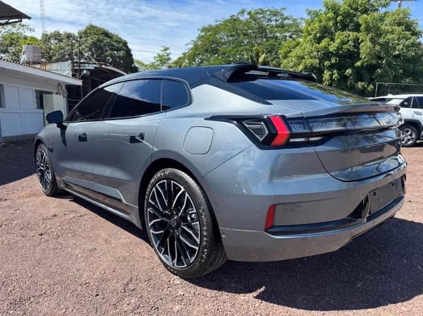 Zeekr 001 GT plus año 2025 full eléctrico premium