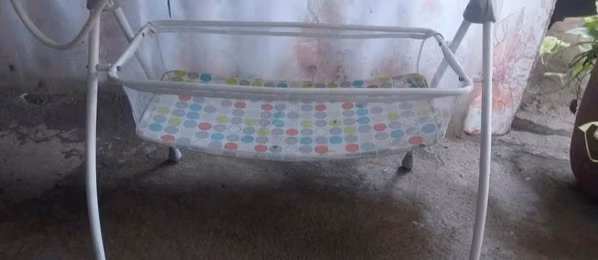 Bañera para bebé – Prinsel Color blanco con detalles de colores
