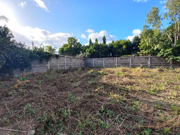 LAS COLINAS  | VENTA DE TERRENO PERIMETRADO CON MURO DE PIEDRA CANTERA – US$180,000