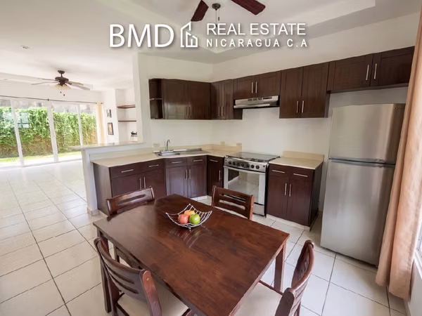 Apartamento Petfriendly en renta en Las Colinas 5283